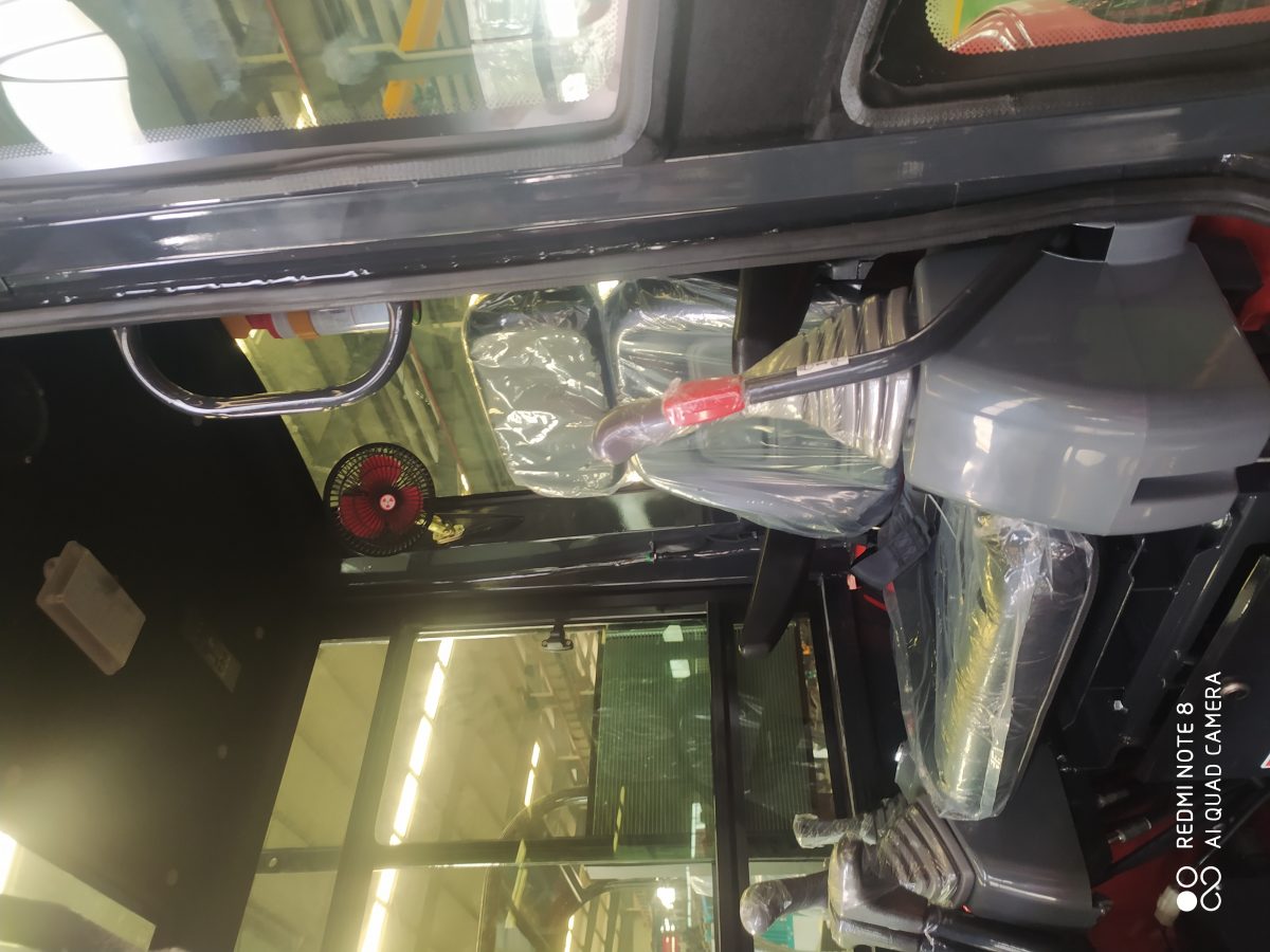 Detailed images of3 ton mini hydraulic excavator