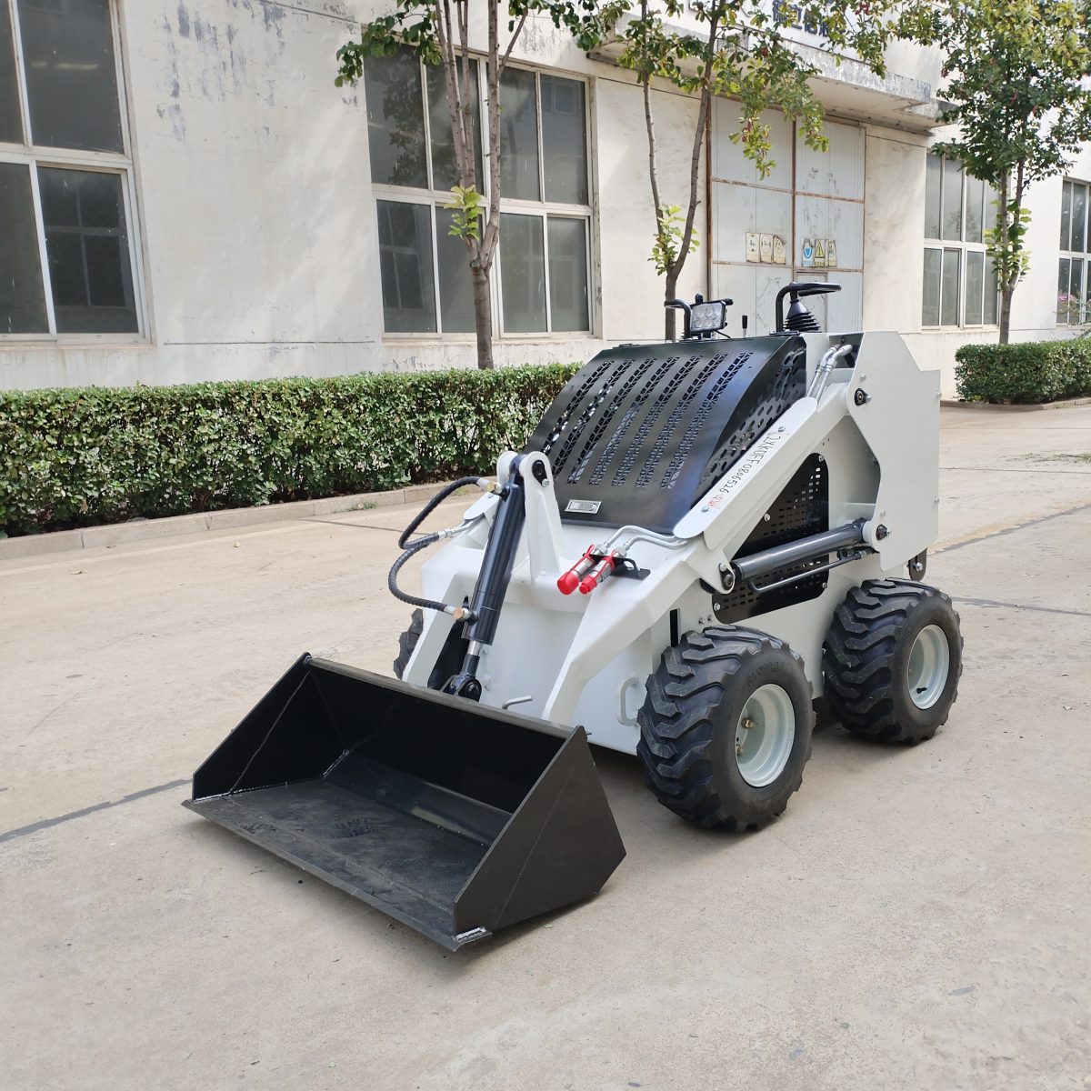 WMT490 Crawler Skid Steer Loader